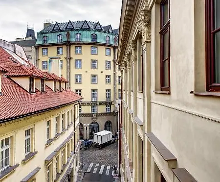 4 Arts By Adrez Prague