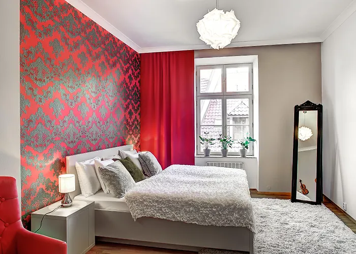 4 Arts By Adrez Apartman *