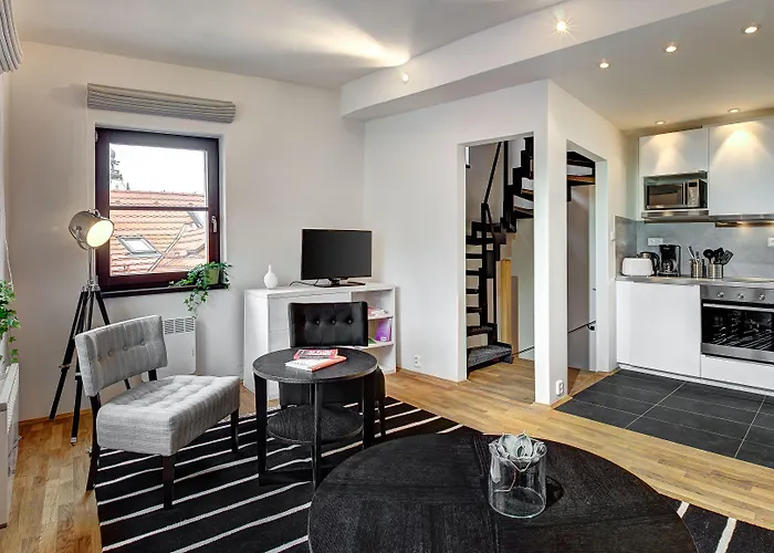 Apartman 4 Arts By Adrez Prága