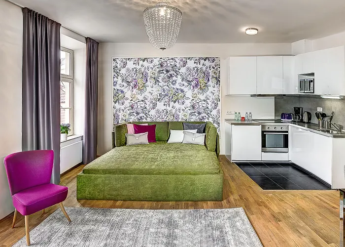 4 Arts By Adrez Apartman Prága