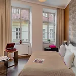 4 Arts By Adrez Apartment Prag