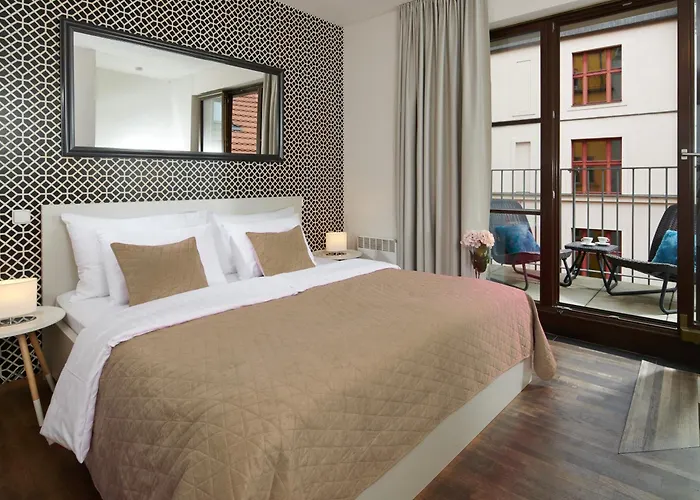 4 Arts By Adrez Apartment *