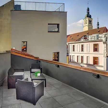 4 Arts By Adrez Appartement *